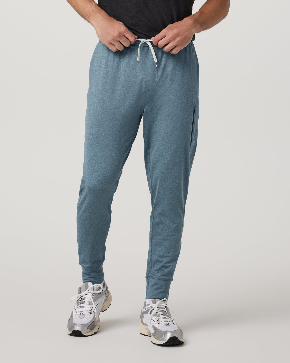 Vuori Men's Sunday Performance Jogger 30" Smoke Blue Heather