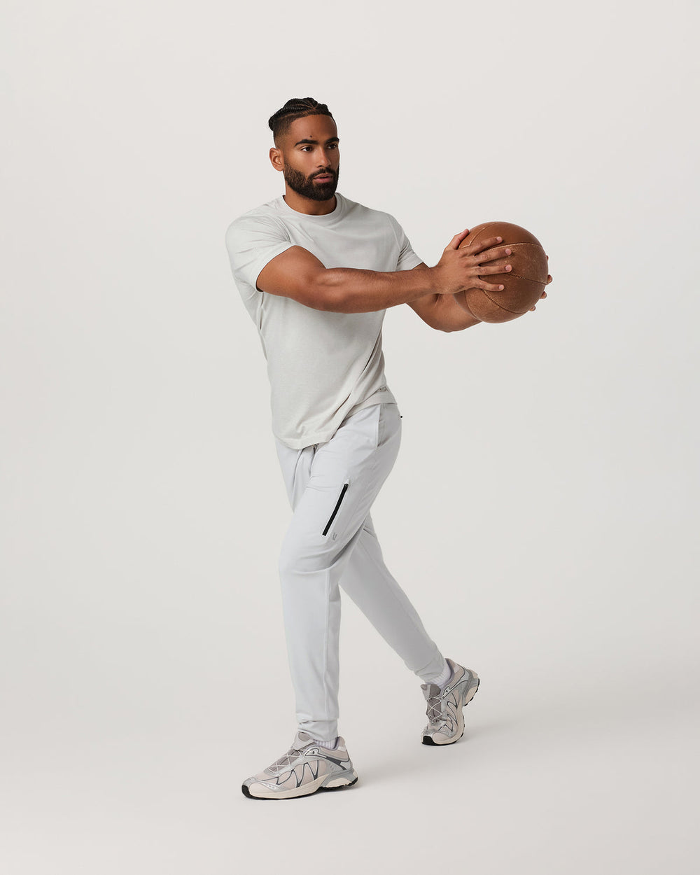 Vuori Sunday Performance Jogger 30" Men's Frost Grey Jogger