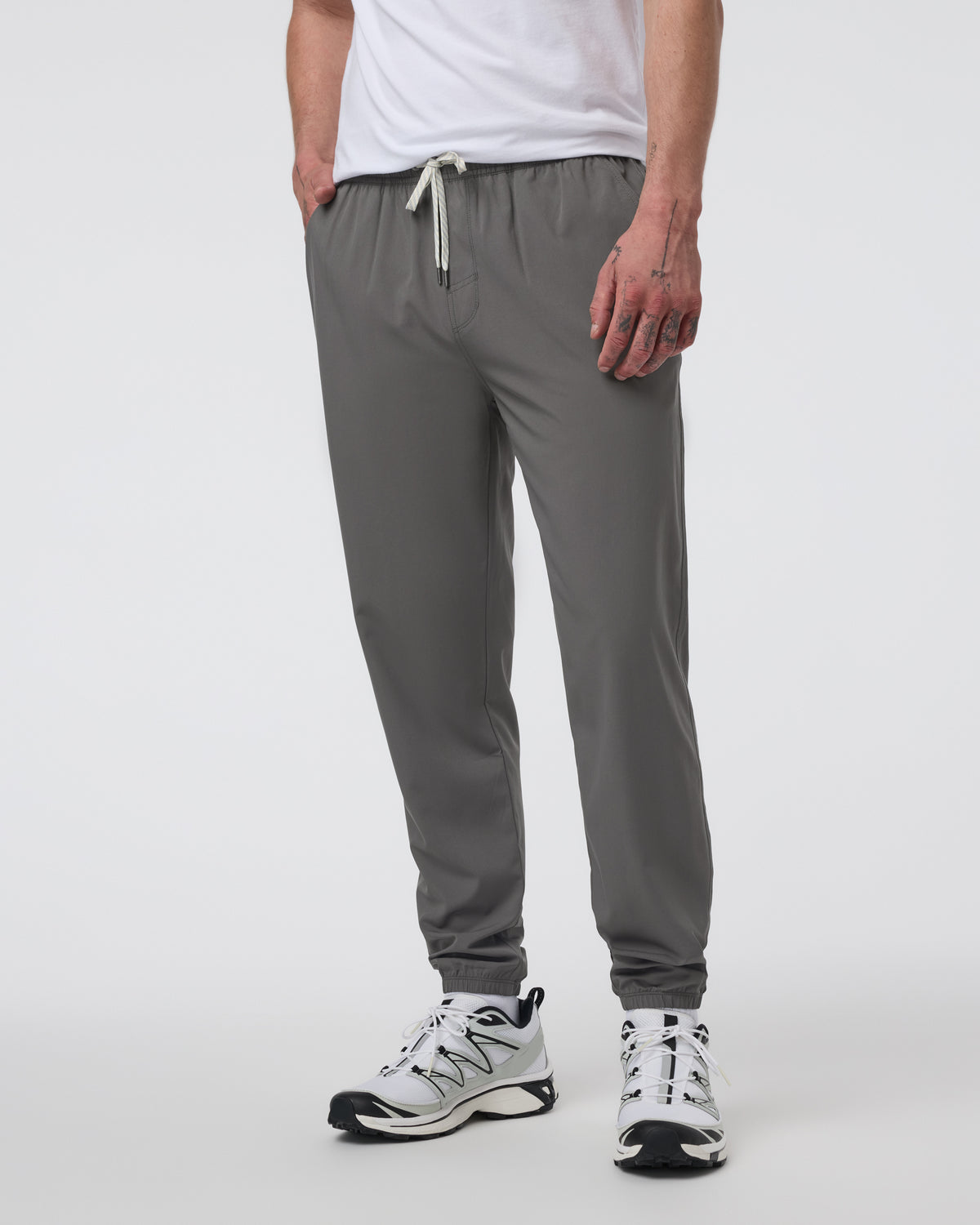 Vuori Kore Jogger Warm Grey Workout Joggers