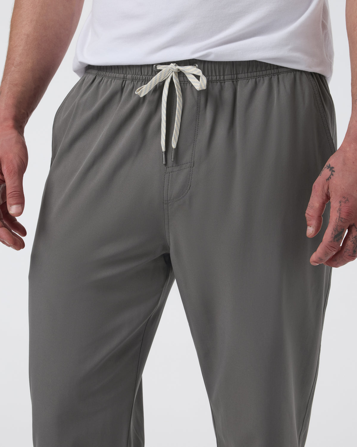 Vuori Kore Jogger Warm Grey Workout Joggers