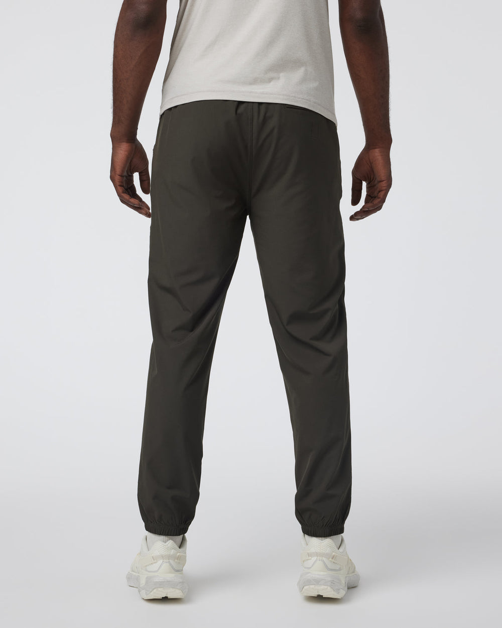 Vuori Kore Jogger Men's Dark Oregano Workout Joggers