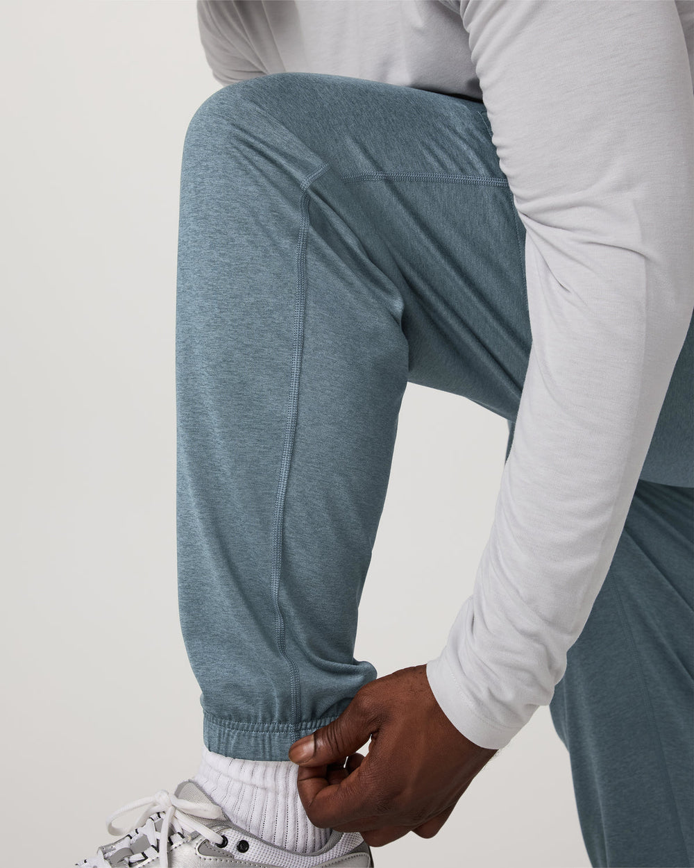 Vuori Sunday Performance Sweatpant 28" Men's Smoke Blue Pant
