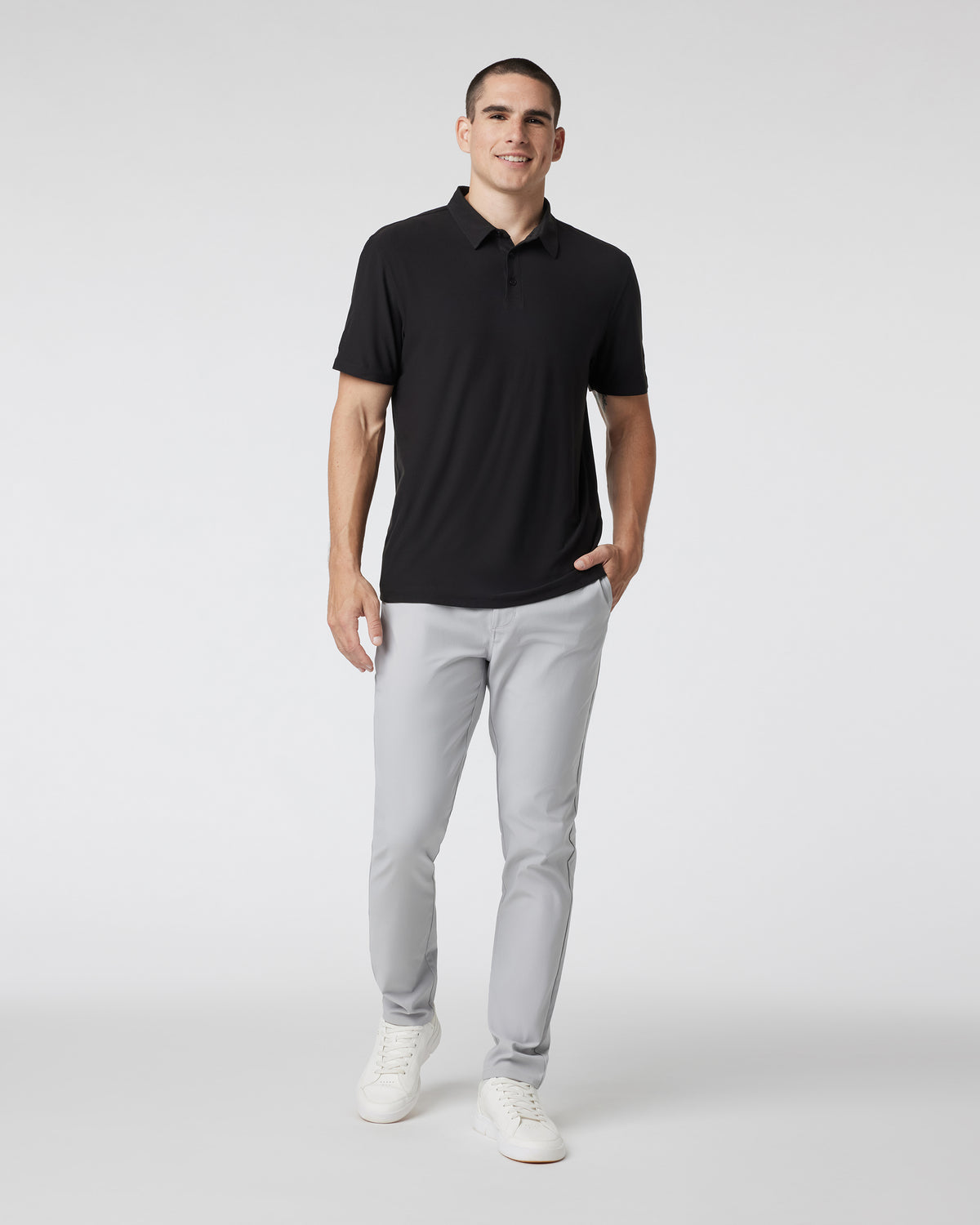 Vuori Cascade Tech Chino Pant 32" Men's Fog Chinos