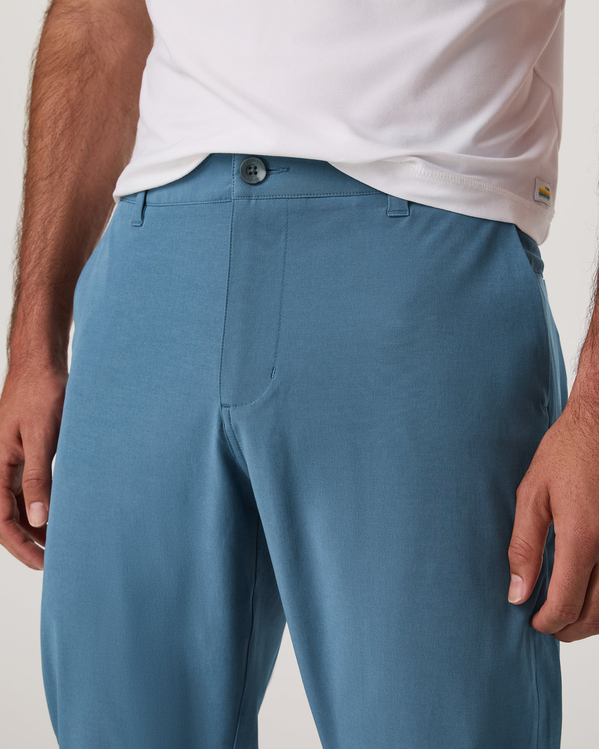 Vuori Aim Pant Men's Pool Blue Athletic Slim Fit 30" Inseam