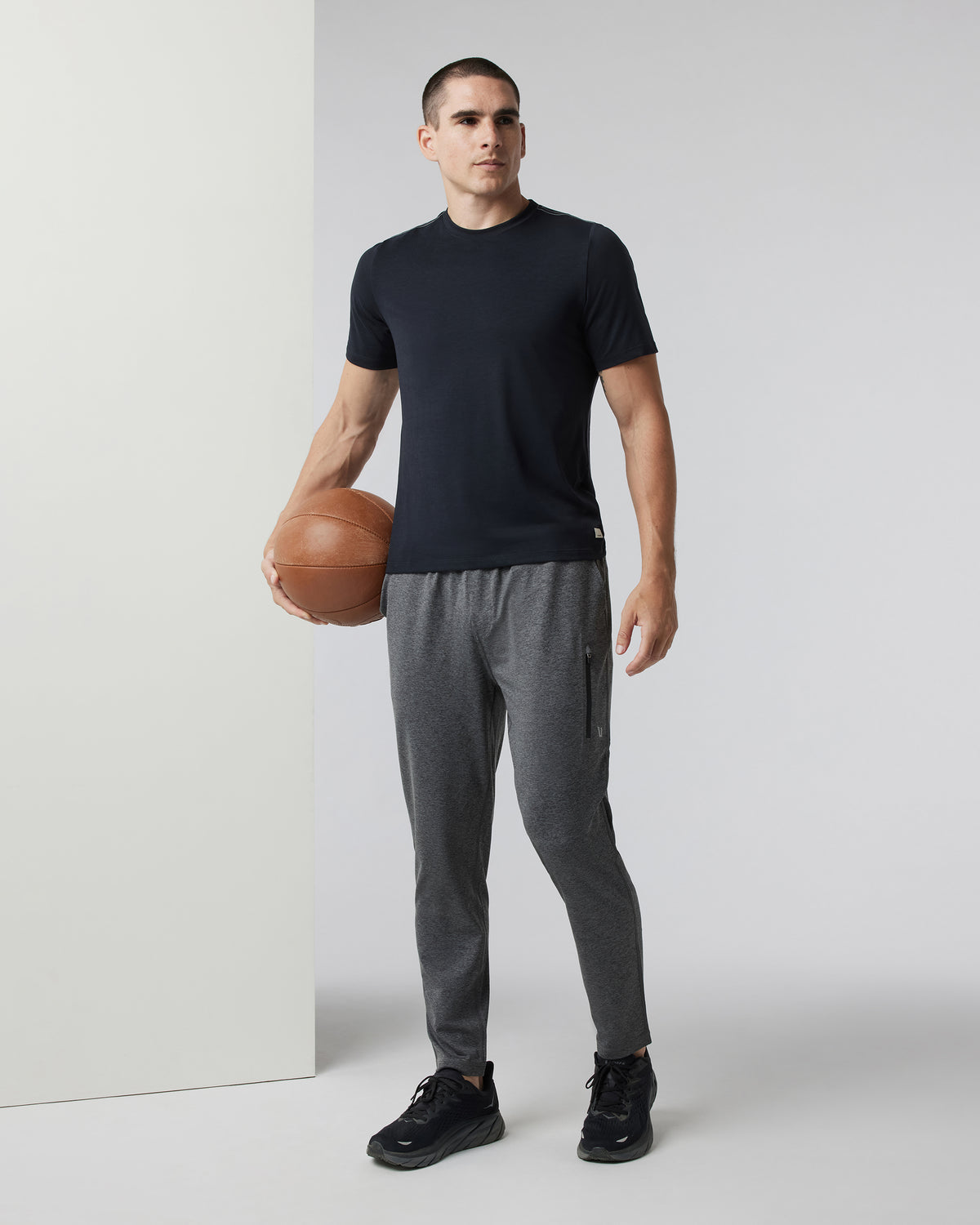 Vuori Sunday Performance Track Pant 2.0 Charcoal Heather