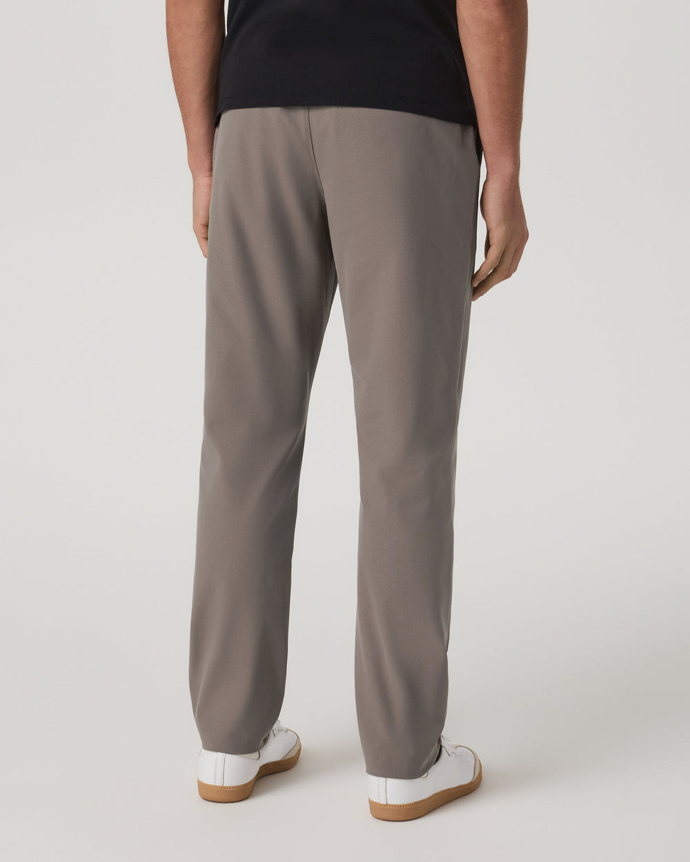 Vuori Meta Elastic Waist Pant Classic Fit Smokey Taupe Pants
