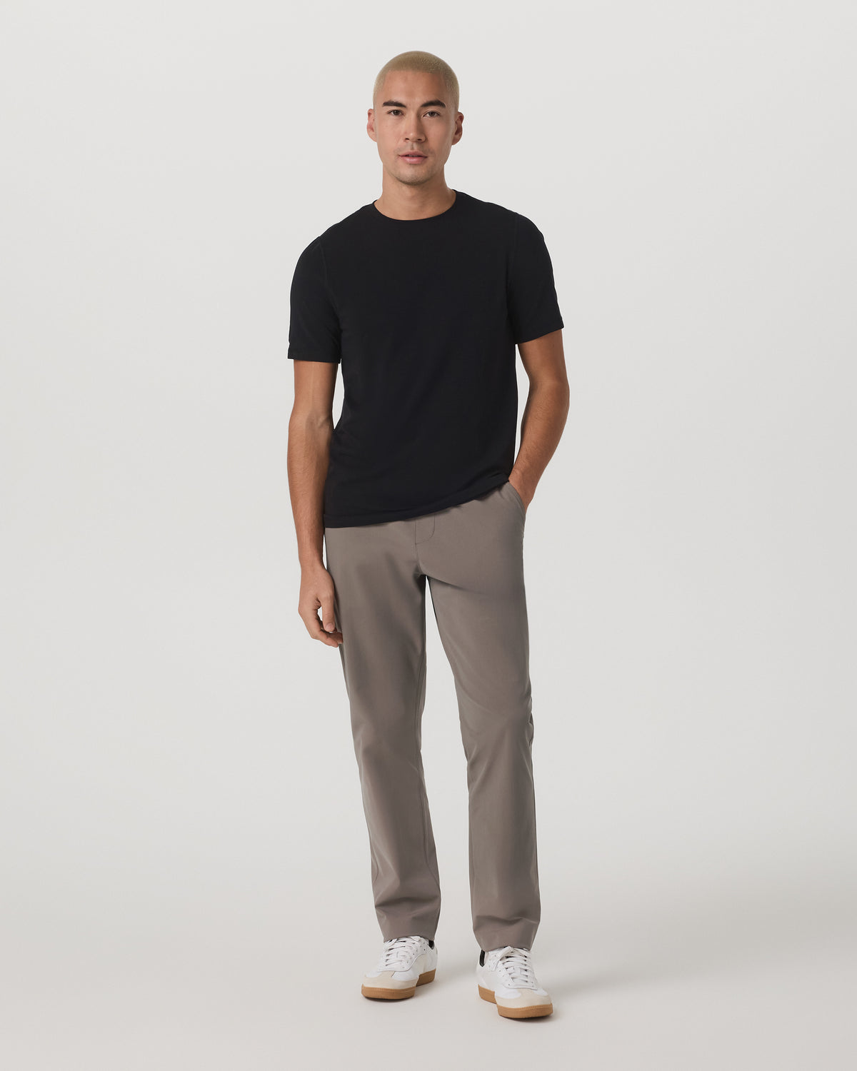 Vuori Meta Elastic Waist Pant Classic Fit Smokey Taupe Pants