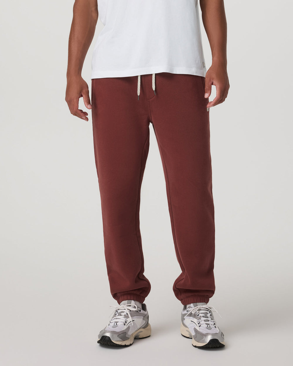 Vuori Seaside Sweatpant 28" Men's Spiced Apple Sweatpant