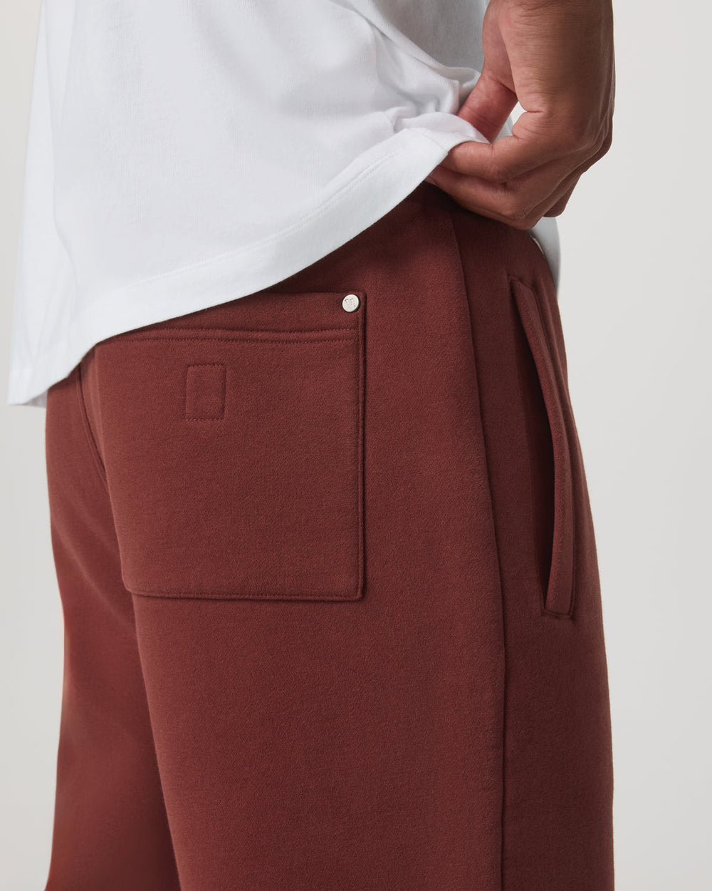 Vuori Seaside Sweatpant 28" Men's Spiced Apple Sweatpant