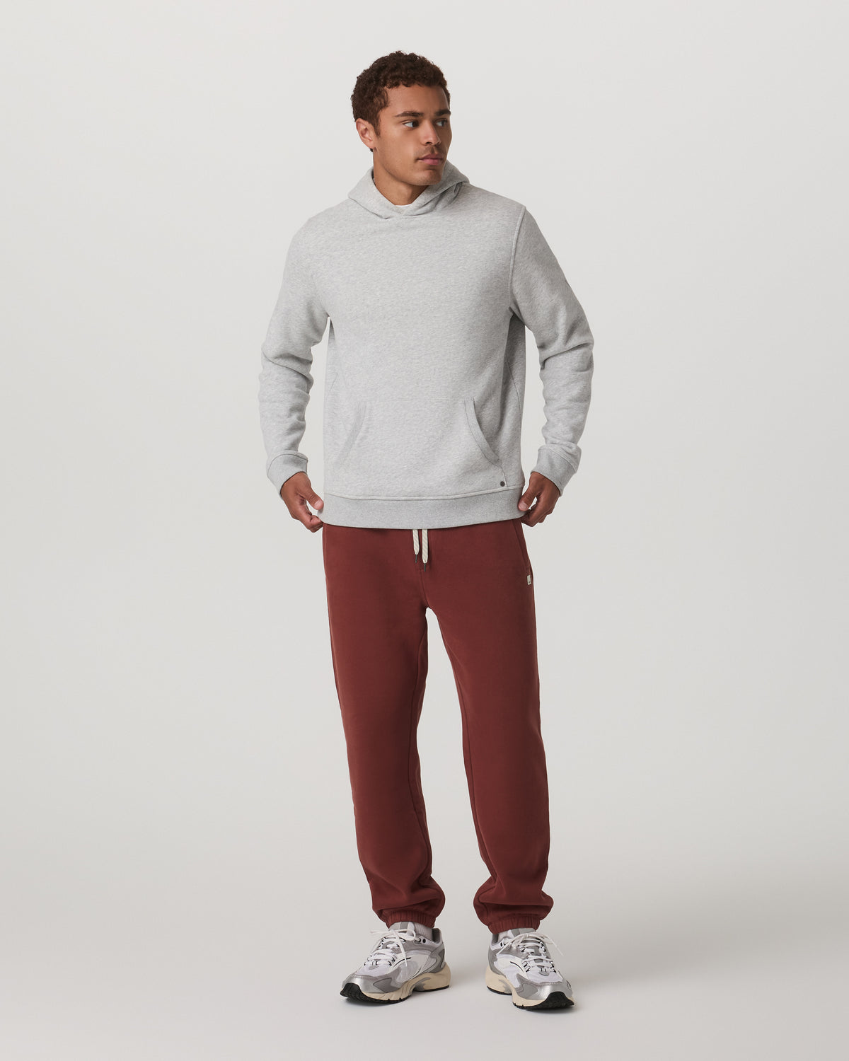 Vuori Seaside Sweatpant 28" Men's Spiced Apple Sweatpant