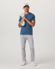 Vuori Meta Pant Athletic Slim Fit 34" Sea Fog 5-Pocket Pants