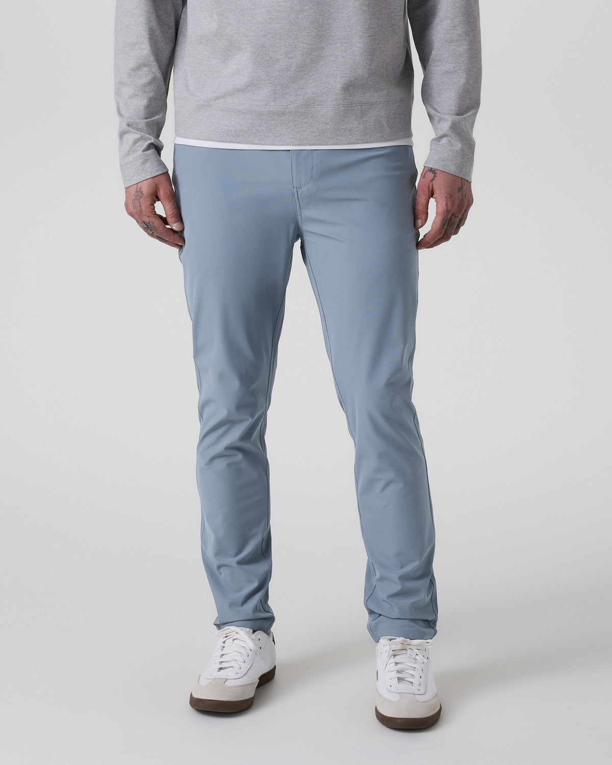 Vuori Meta Pant Athletic Slim 34" Dusty Blue