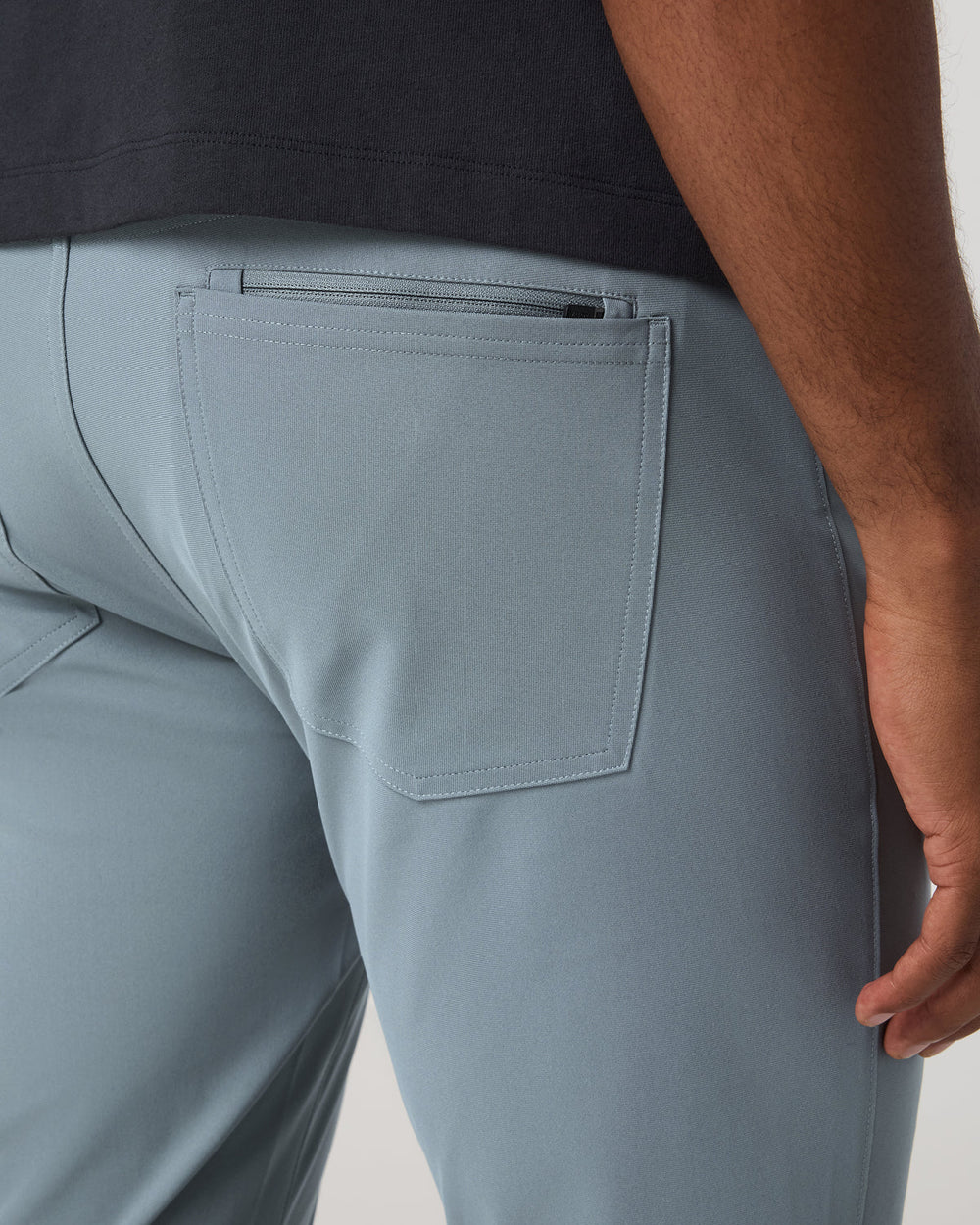 Vuori Meta Pant Athletic Slim 32" Dusty Blue 5-Pocket Pants