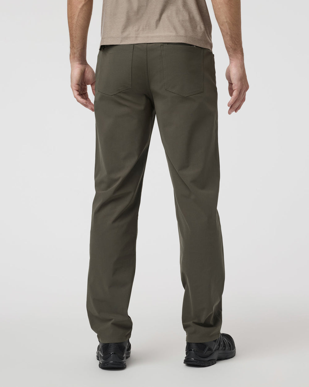 Vuori Meta Pant Relaxed 30" Dark Oregano