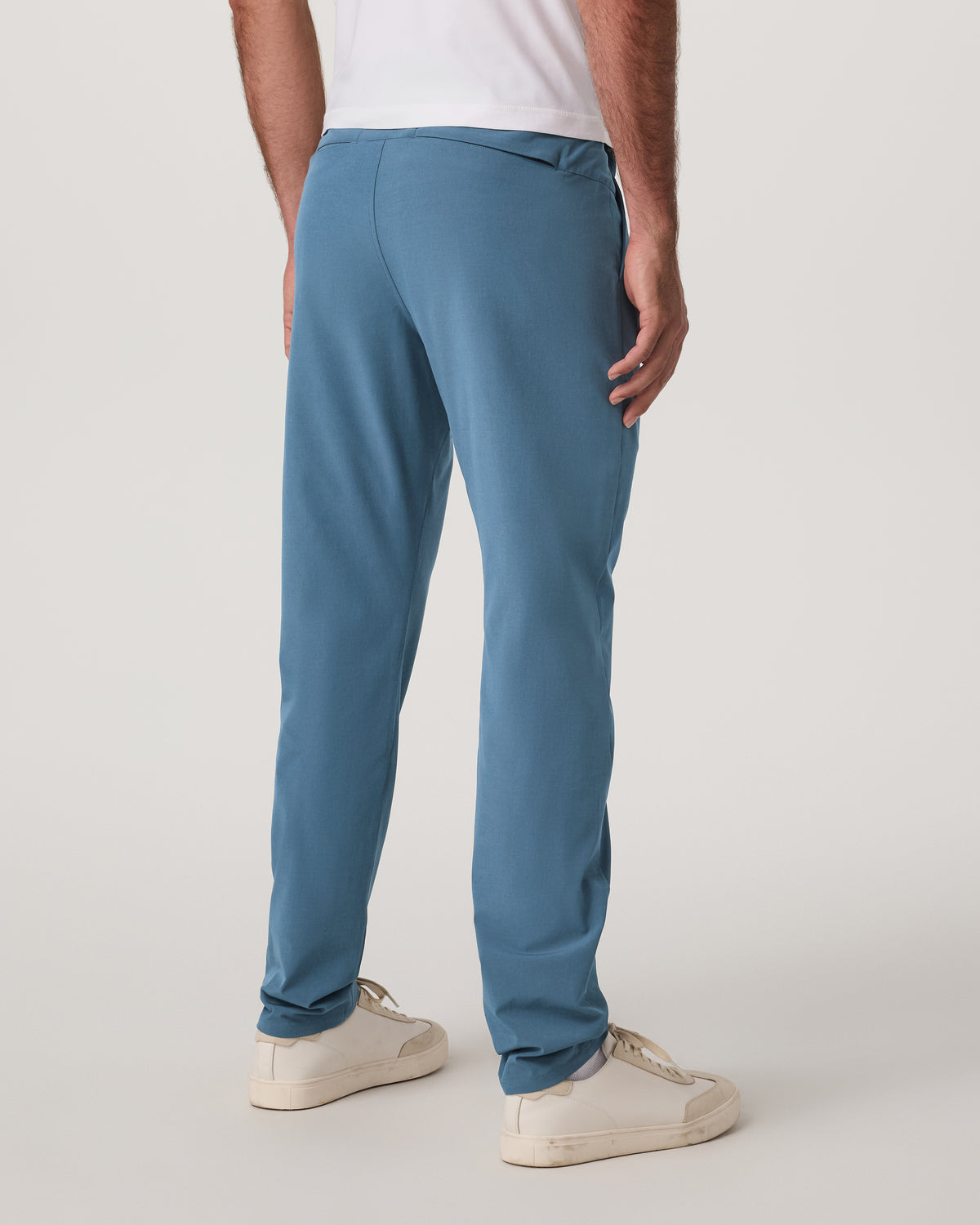 Vuori Aim Pant Men's Pool Blue Athletic Slim Fit 32" Inseam