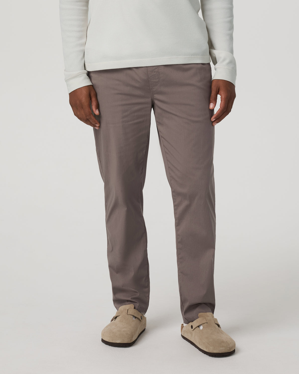 Vuori Men's Kore Everyday Pant Lined Classic 30" Smokey Taupe