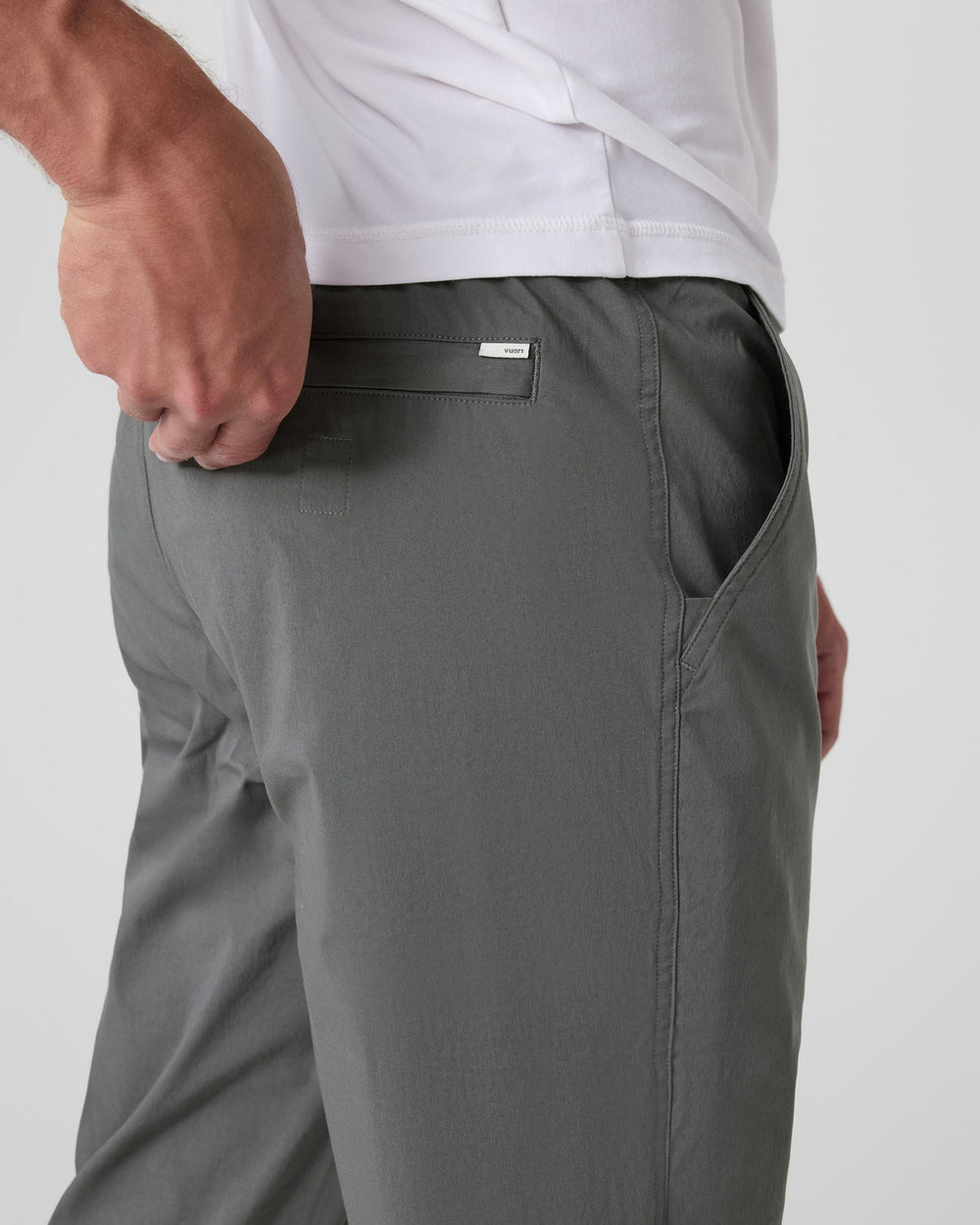 Vuori Kore Everyday Pant Lined Classic Fit 30" Dark Pewter