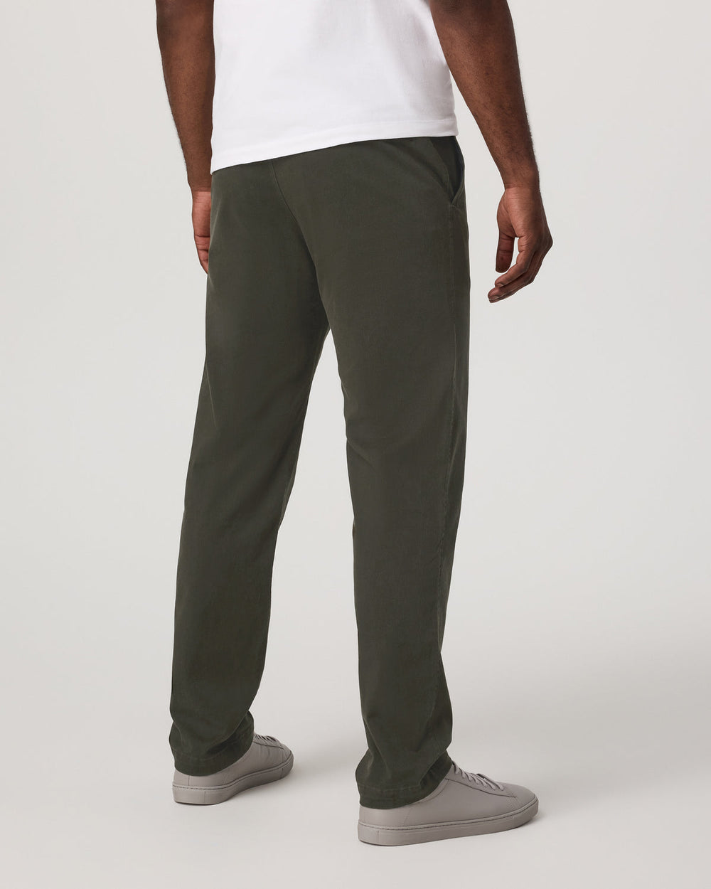 Vuori Fletcher Chino Pant Classic 32" Men's Dark Oregano Chino Pant