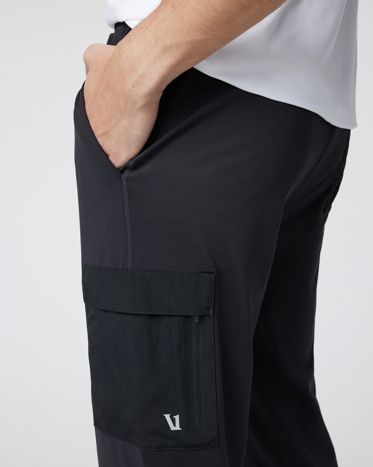 Vuori Sunday Utility Jogger Men's Black Cargo Joggers