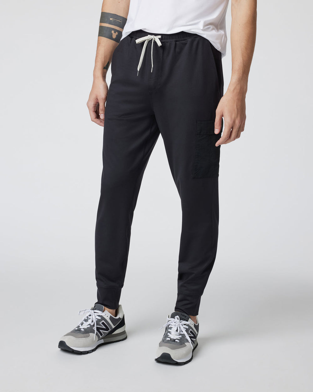 Vuori Sunday Utility Jogger Men's Black Cargo Joggers