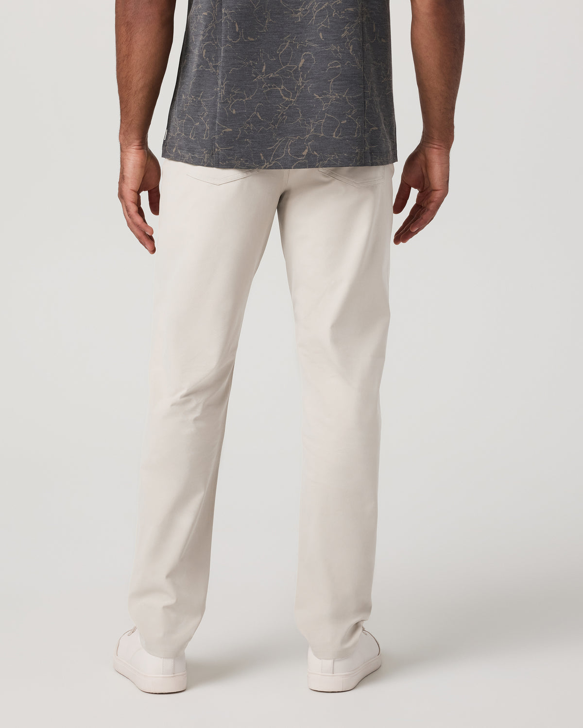 Vuori Meta Pant Classic Fit 34" Men's Birch 5-Pocket Pants