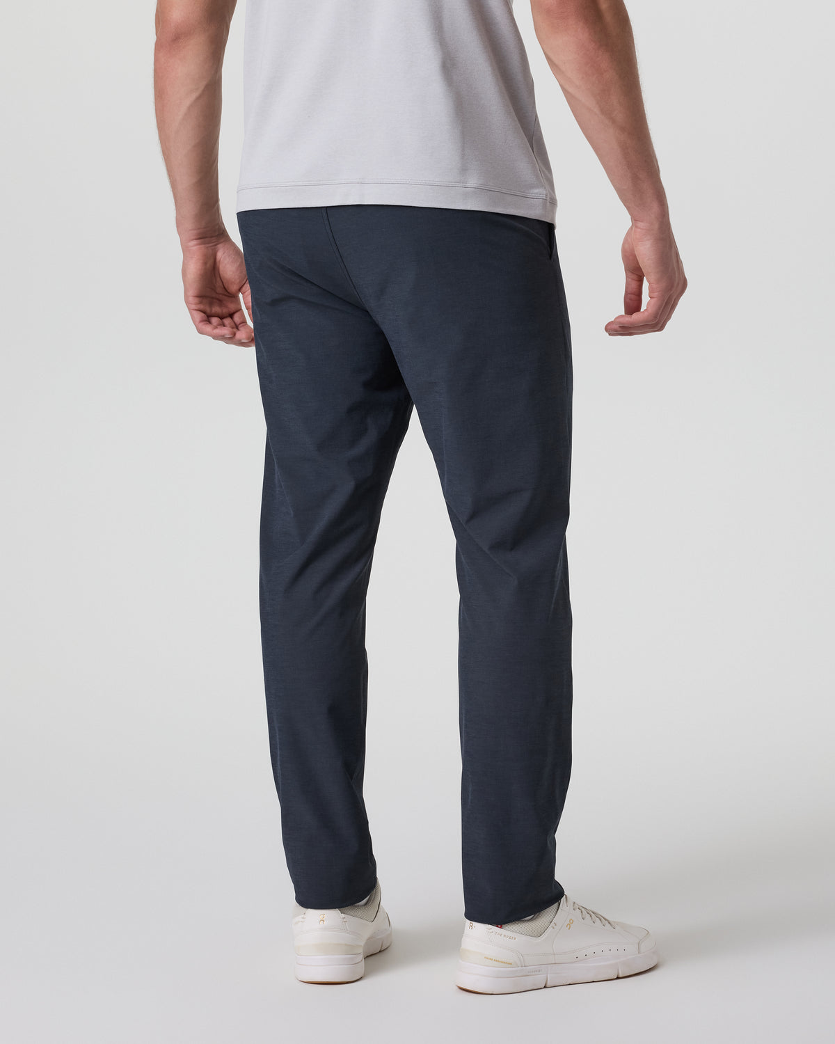 Vuori Aim Pant 30" Navy Golf & Travel Pants