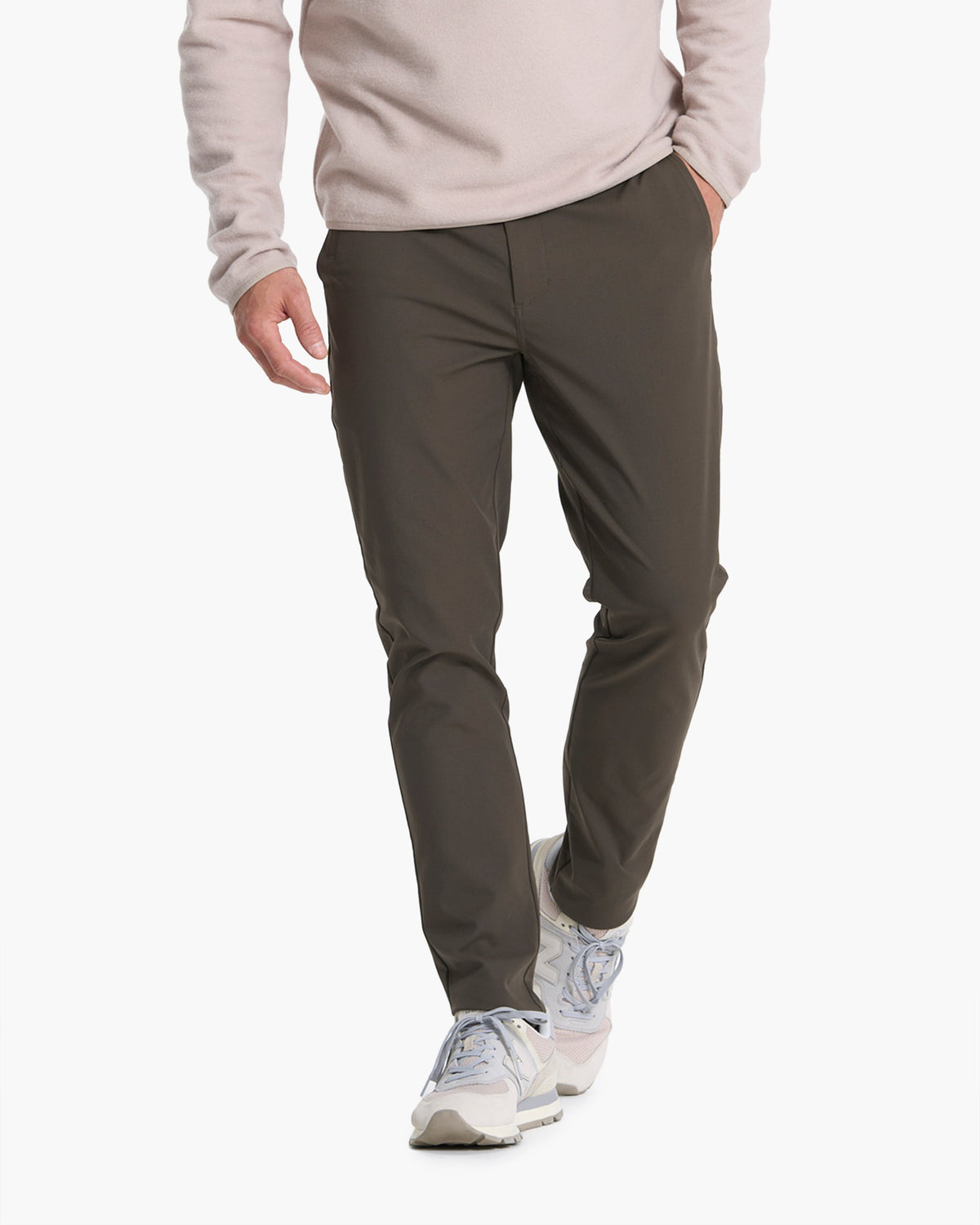Vuori Cascade Tech Chino Pant Athletic Slim Fit 30" Dark Oregano
