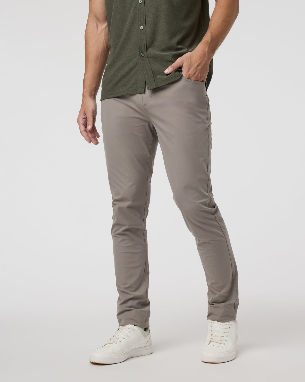 Vuori Meta Pant Athletic Slim 32" Mocha 5-Pocket Pants