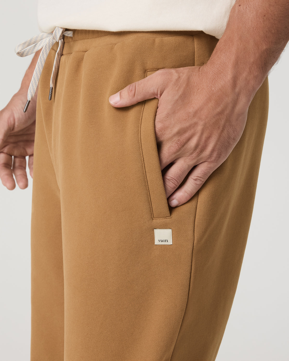 Vuori Seaside Sweatpant 30" Relaxed Fit Toffee Sweatpant