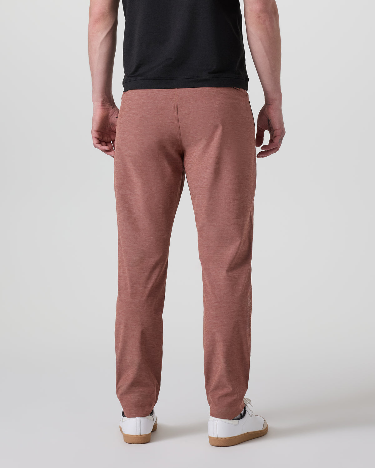 Vuori Aim Pant Sedona Brown Golf & Travel Pants