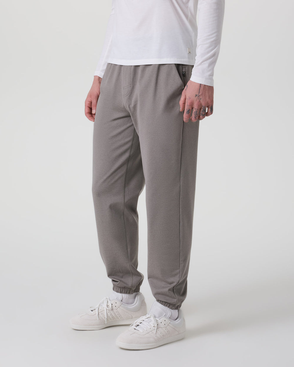Vuori Coronado Performance Sweatpant Classic 30" Dolomite Heather
