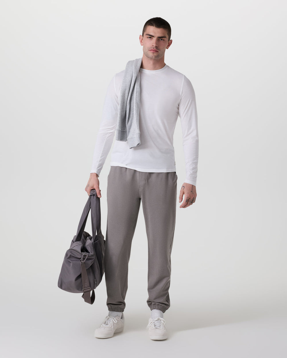 Vuori Coronado Performance Sweatpant Classic 30" Dolomite Heather