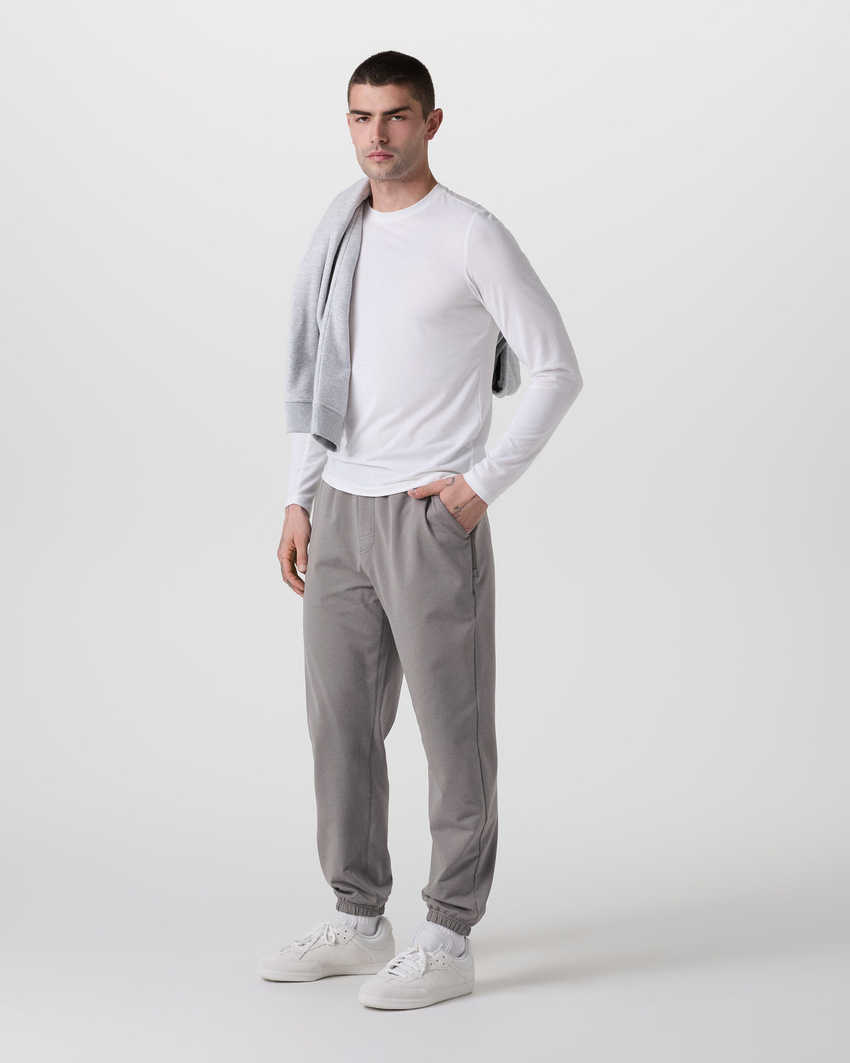 Vuori Coronado Performance Sweatpant Classic 28" Dolomite Heather
