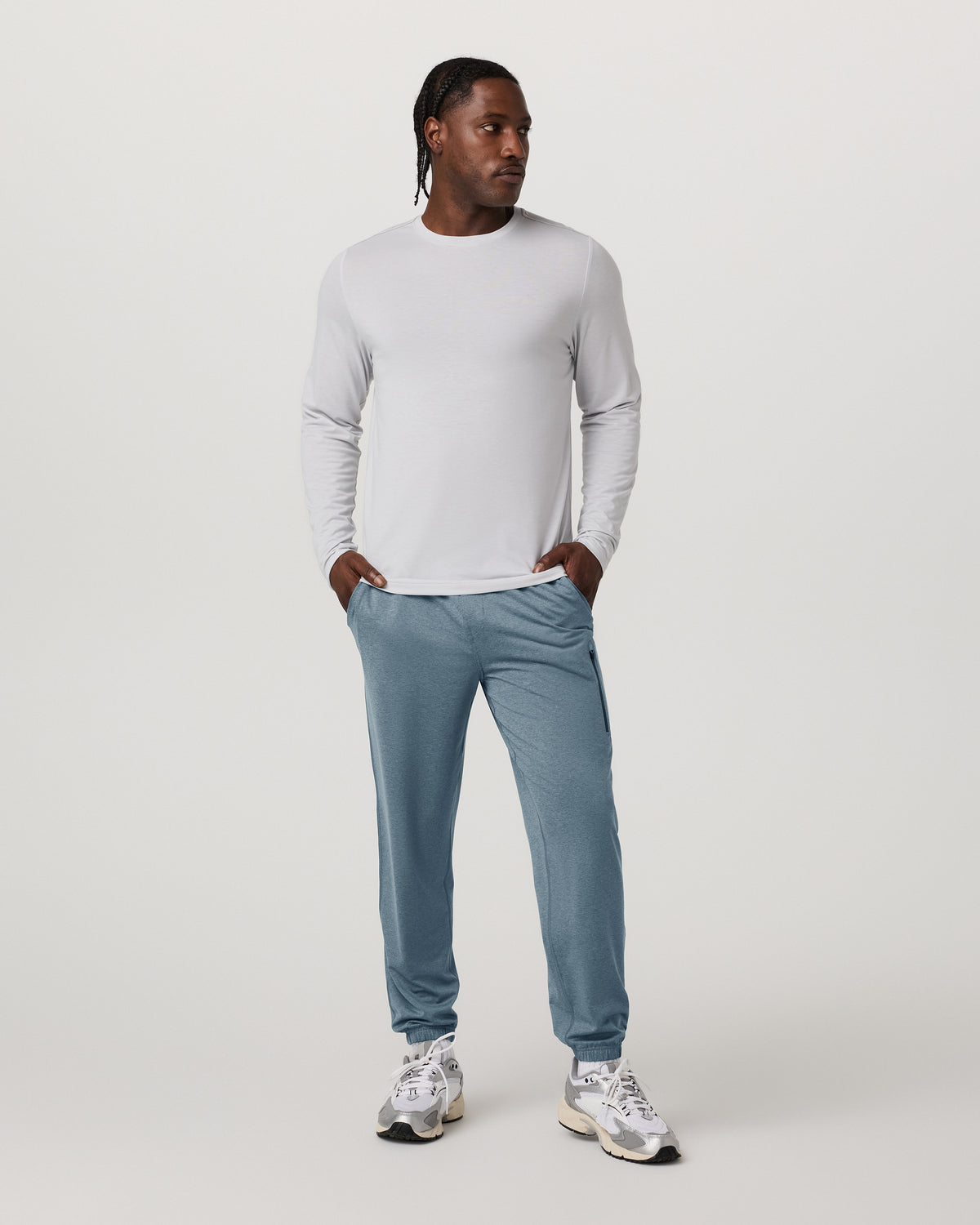 Vuori Men's Sunday Performance Sweatpant 30" Smoke Blue