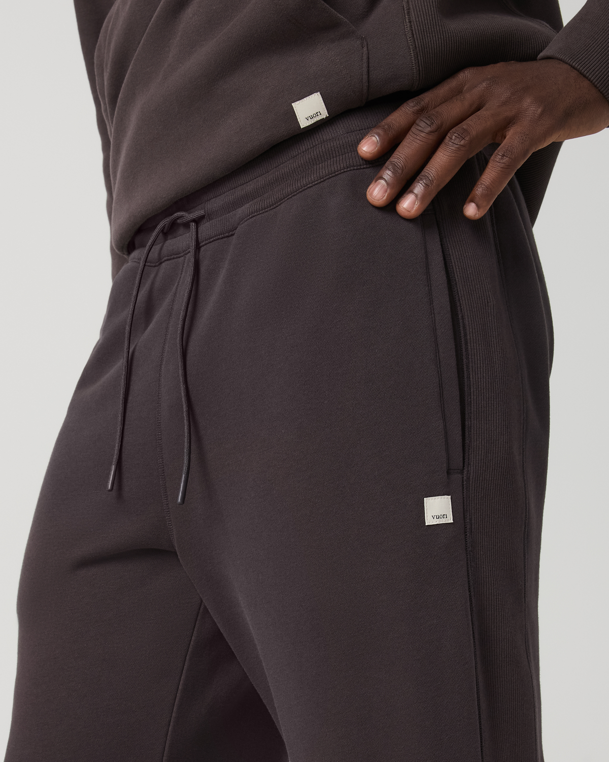 Vuori Cypress Vintage Jogger 28" Men's Comfy Soot Joggers
