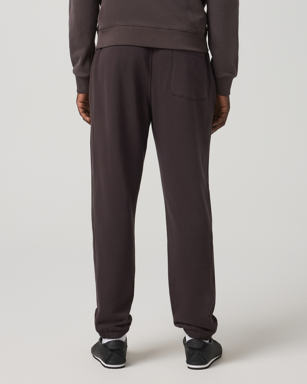 Vuori Cypress Vintage Jogger 28" Men's Comfy Soot Joggers