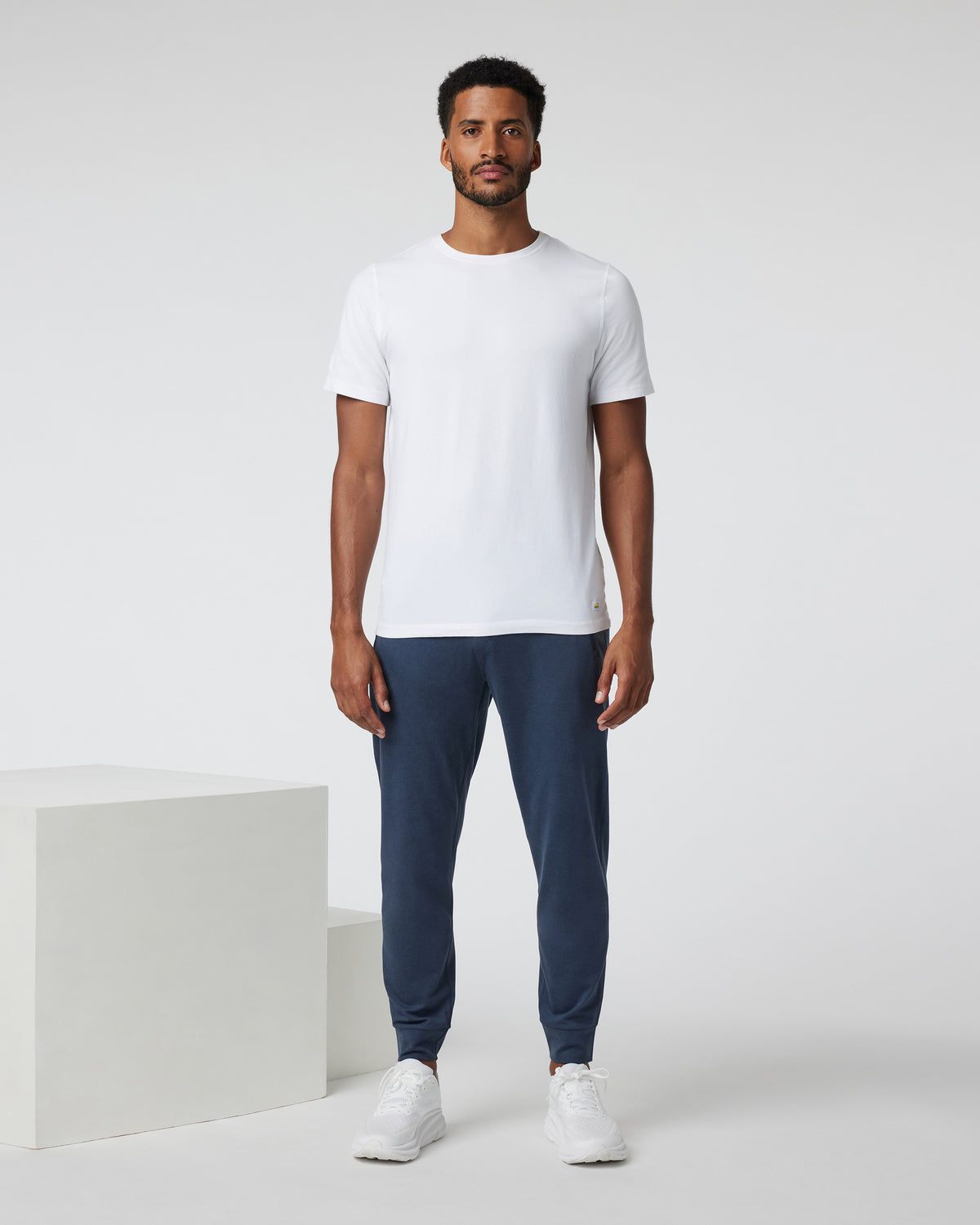 Vuori Ponto Performance Jogger Athletic Slim Fit 30" Azure Heather