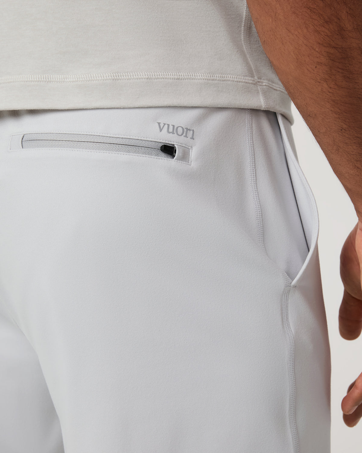 Vuori Sunday Performance Jogger 28" Men's Frost Grey Joggers