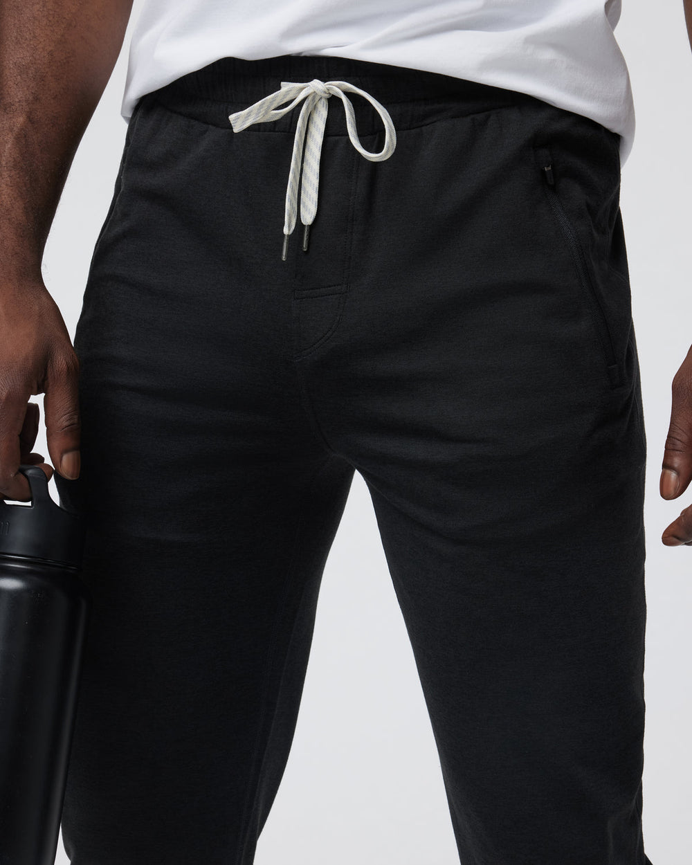 Vuori Ponto Performance Jogger Athletic Slim Fit 30" Black Heather