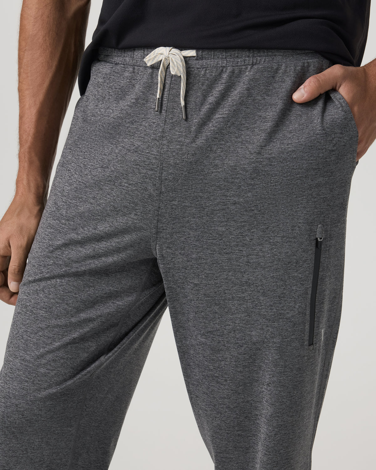 Vuori Men's Sunday Performance Sweatpant Charcoal Heather