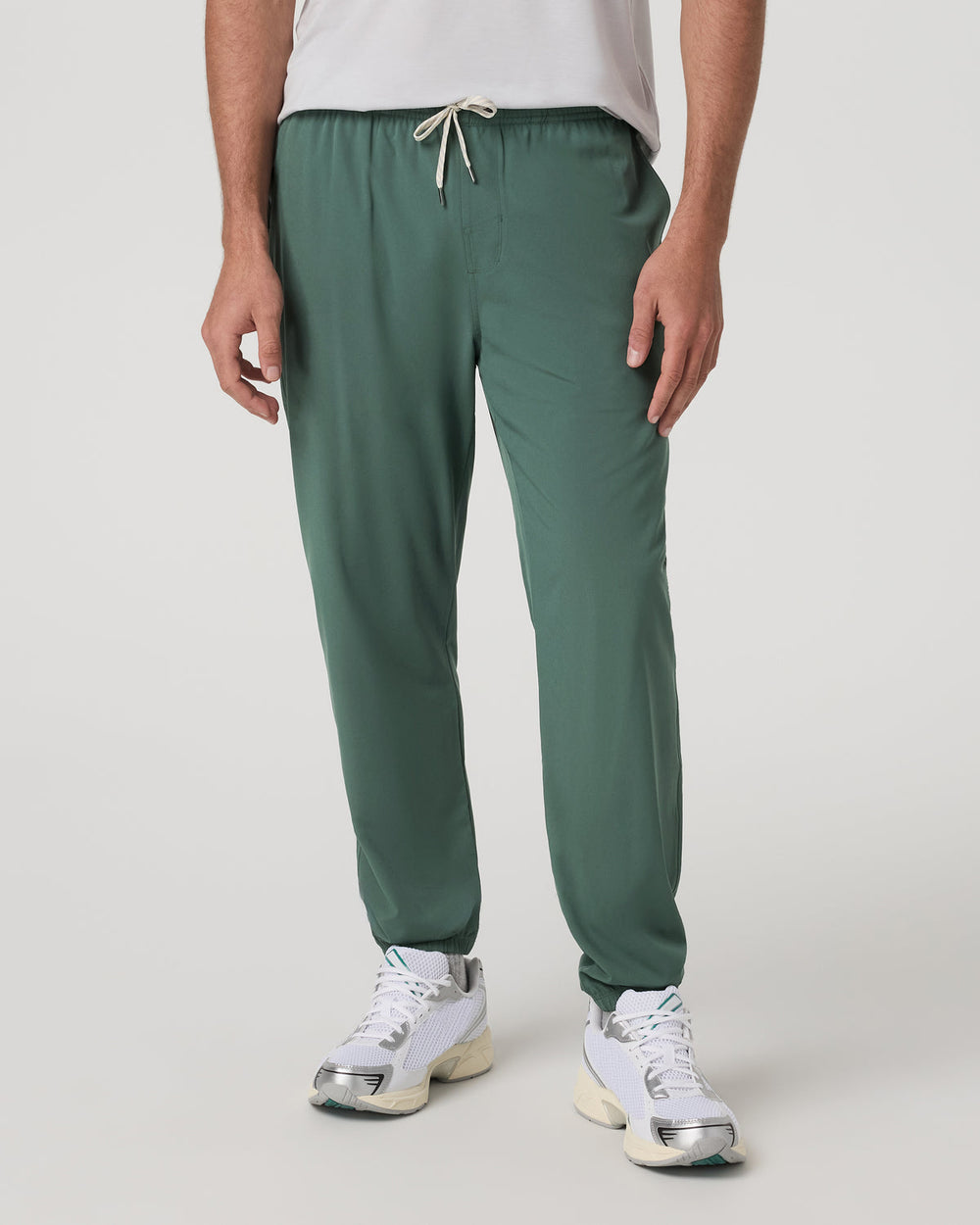 Vuori Kore Jogger Lined 28" Men's Agate Green Joggers with Liner