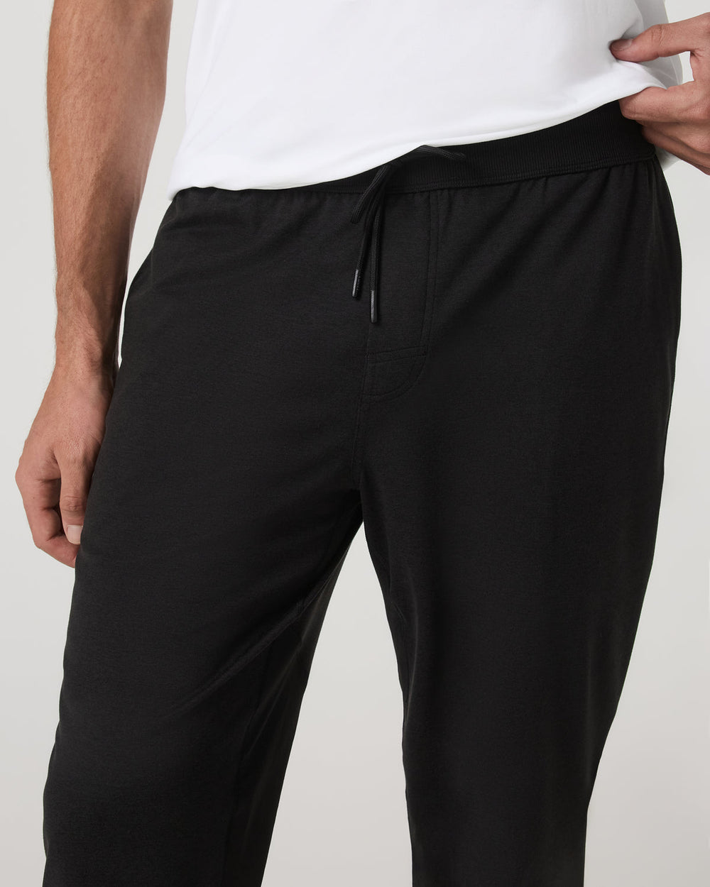 Vuori Men's Coronado Mixed Media Sweatpant 28" Black Heather
