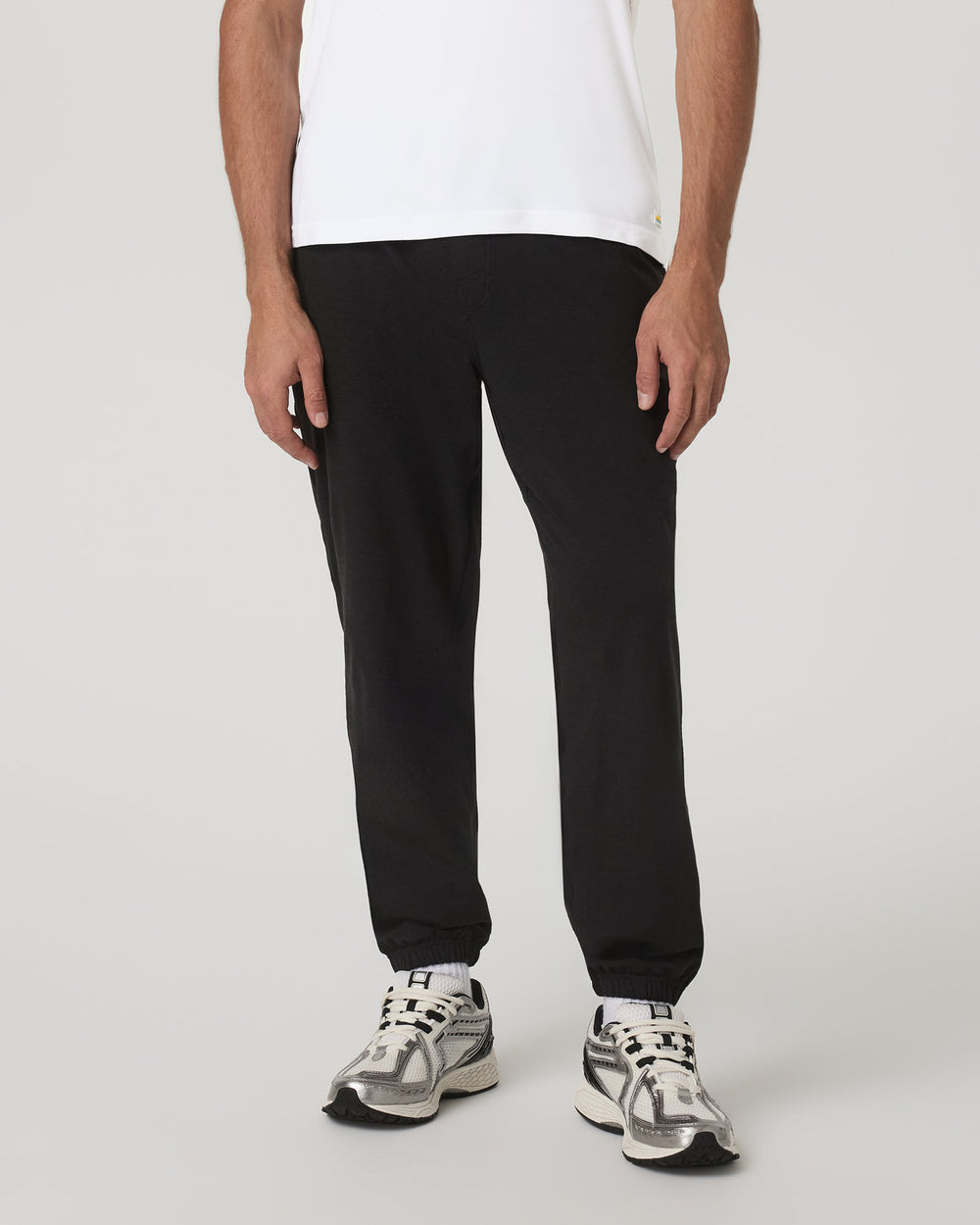 Vuori Men's Coronado Mixed Media Sweatpant 28" Black Heather