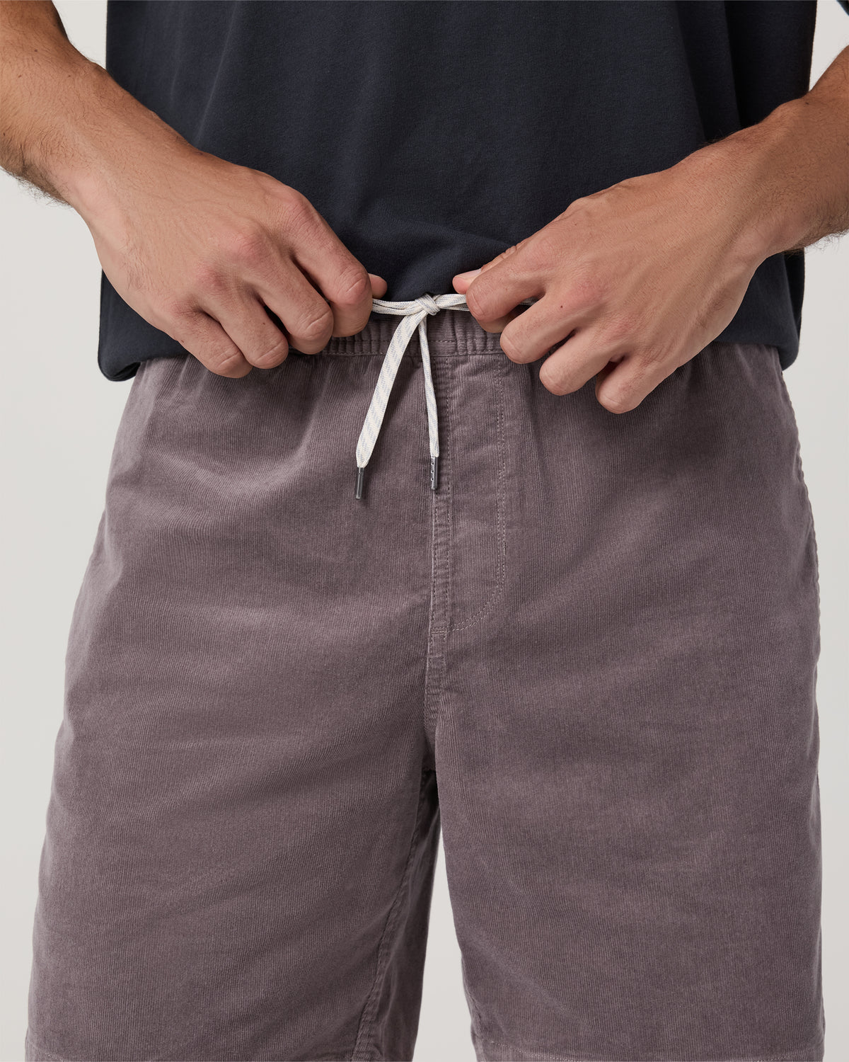 Vuori Optimist Elastic Waist Short 8" Men's Huckleberry Shorts