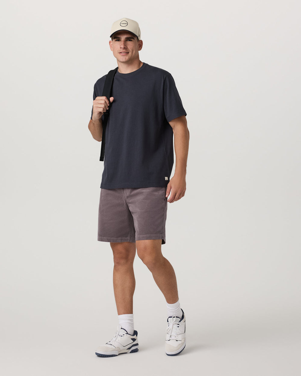 Vuori Optimist Elastic Waist Short 8" Men's Huckleberry Shorts