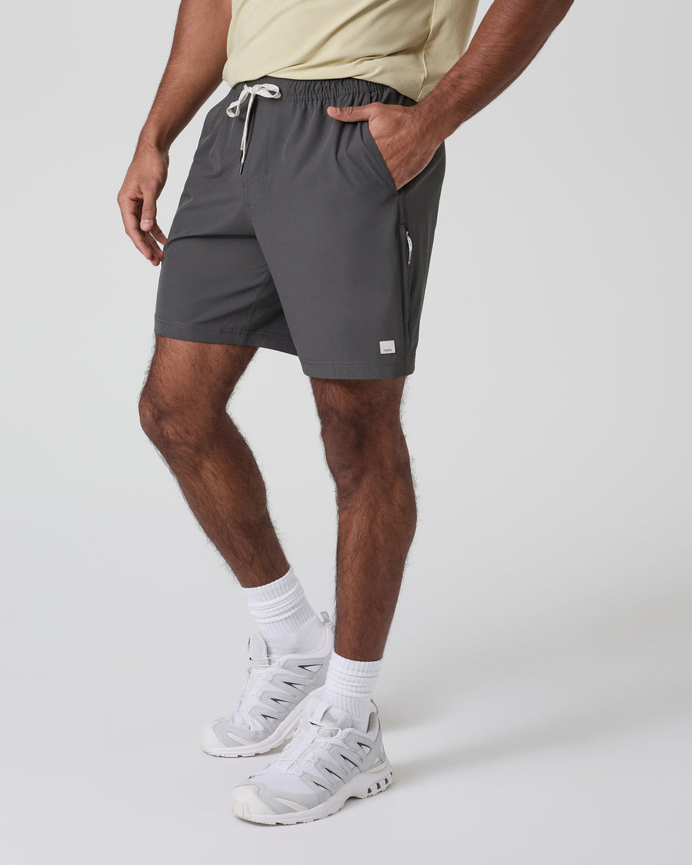 Vuori Banks Session Short 7" Dark Pewter