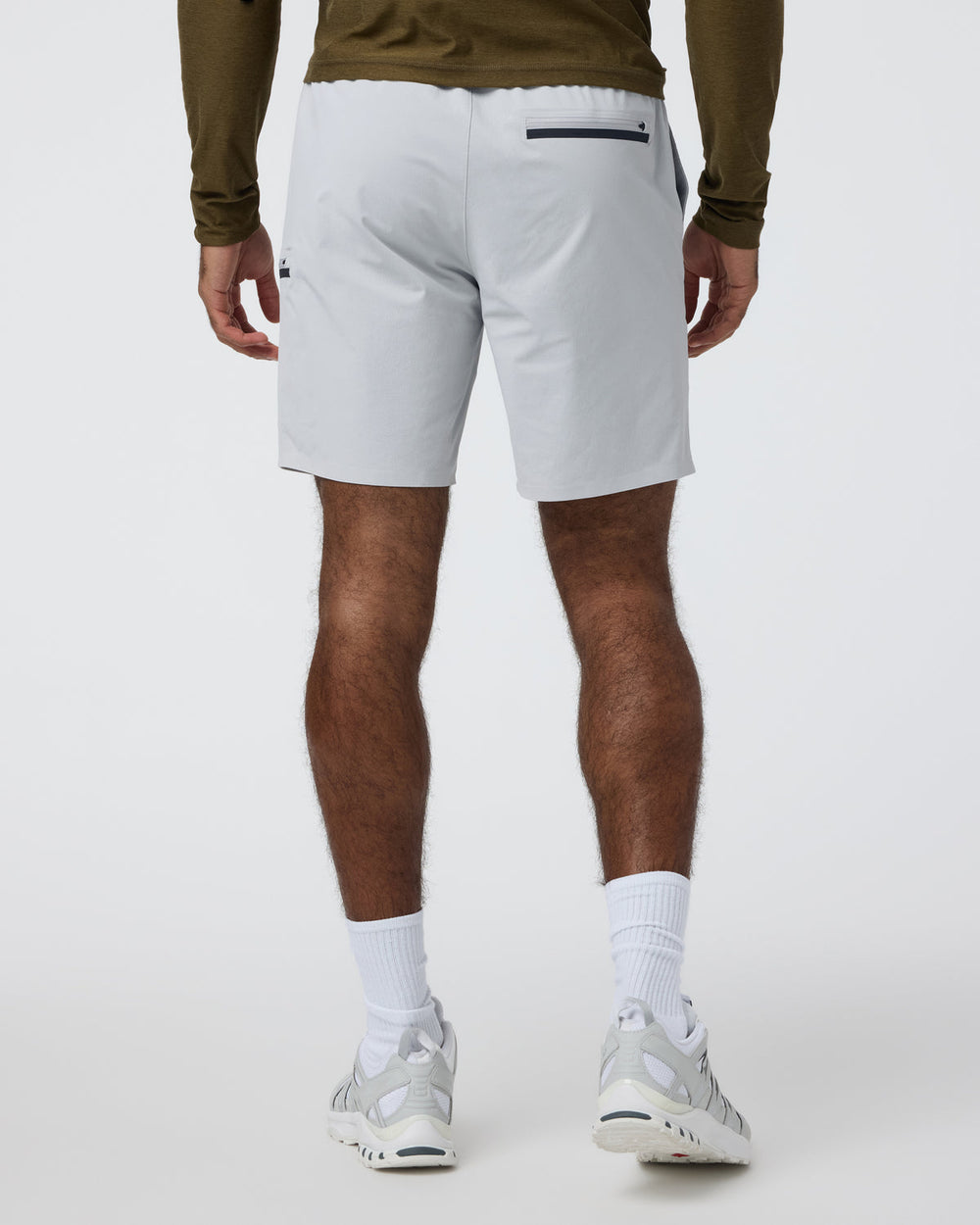 Vuori Grafton Short Unlined Classic Fit 7" Sky Grey