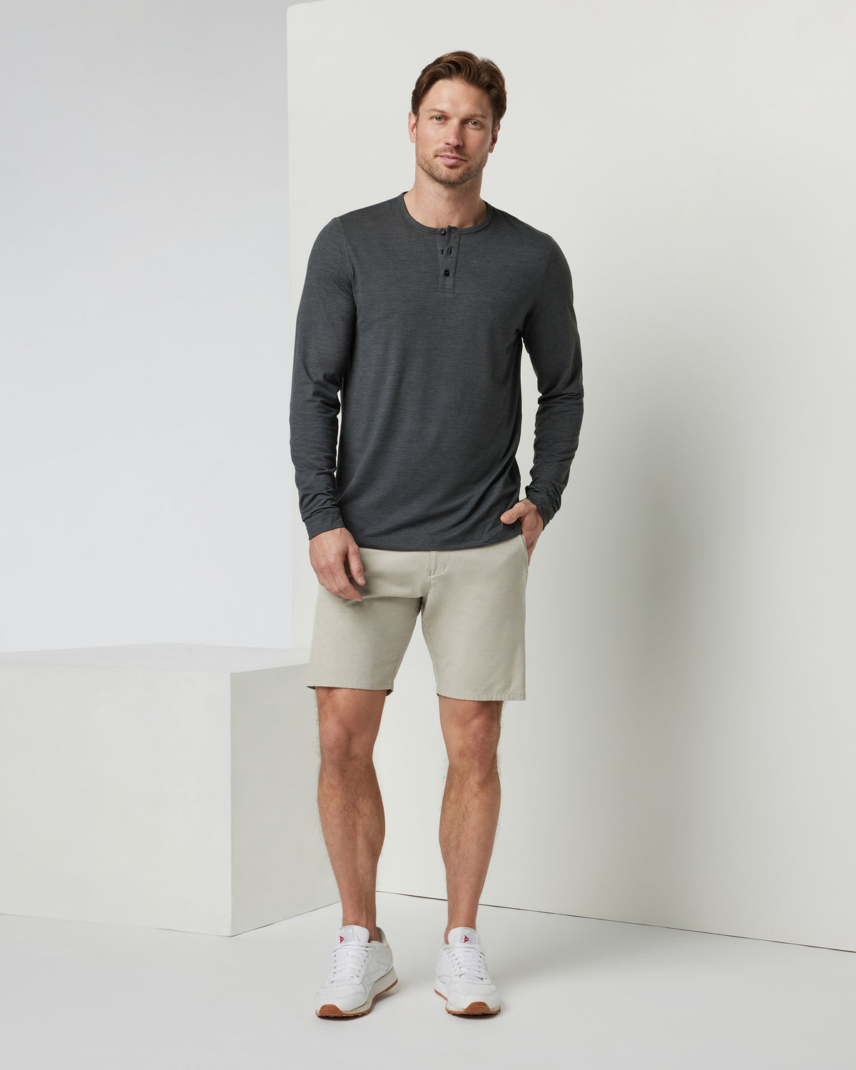 Vuori Aim Short Khaki Short for Men Clothing
