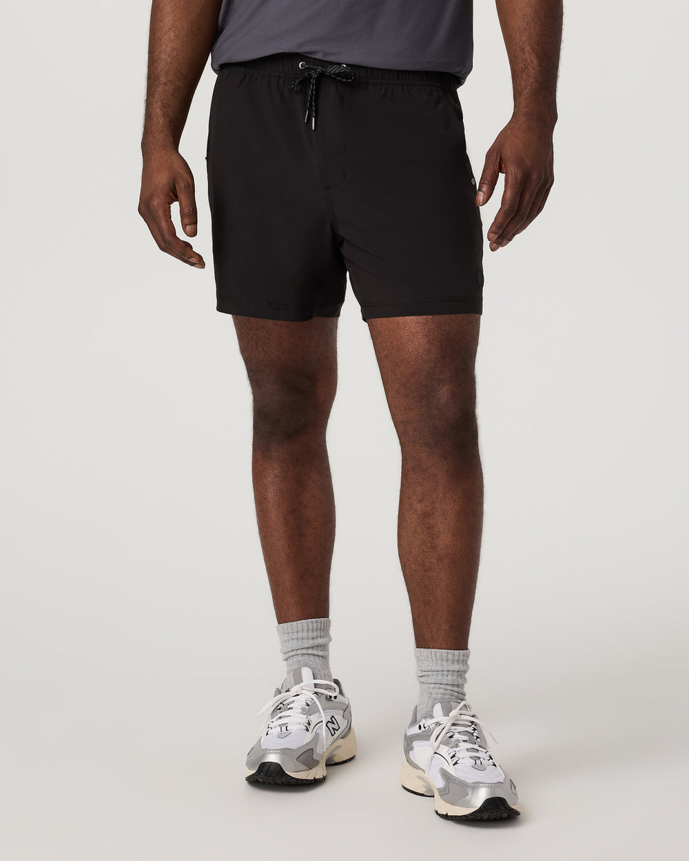 Vuori Kore Short Lined 5" Black Tonal Athletic Shorts