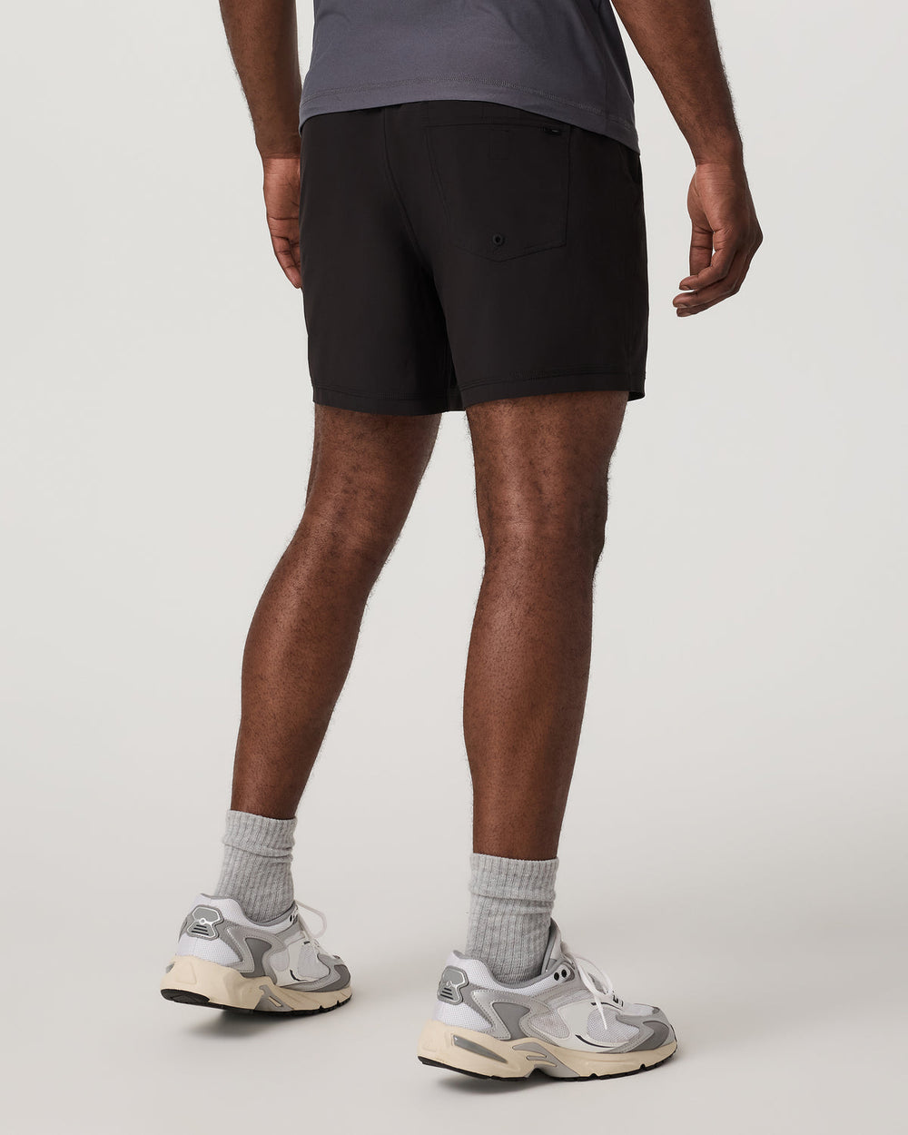 Vuori Kore Short Lined 5" Black Tonal Athletic Shorts